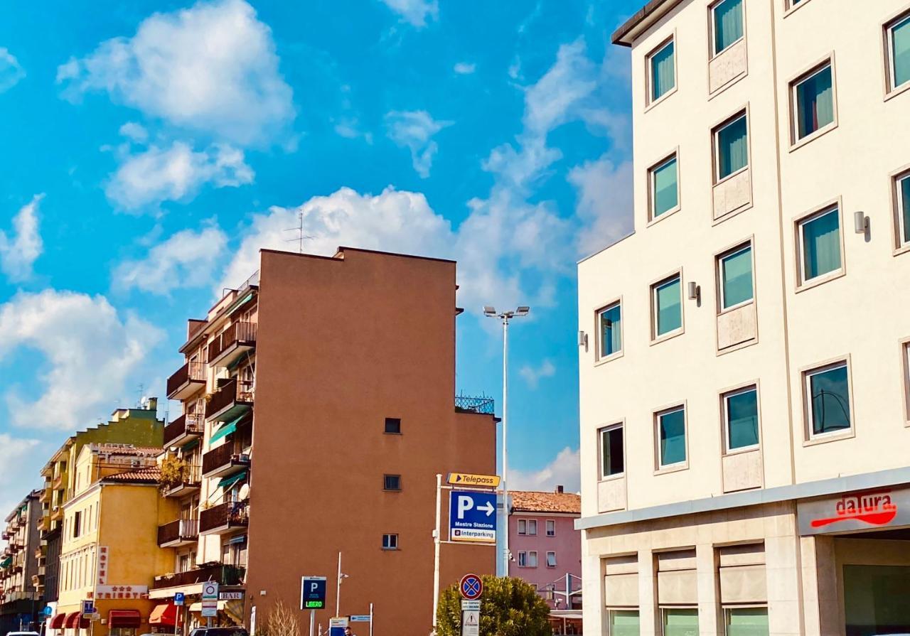 Pang'S Guesthouse Mestre Exterior photo